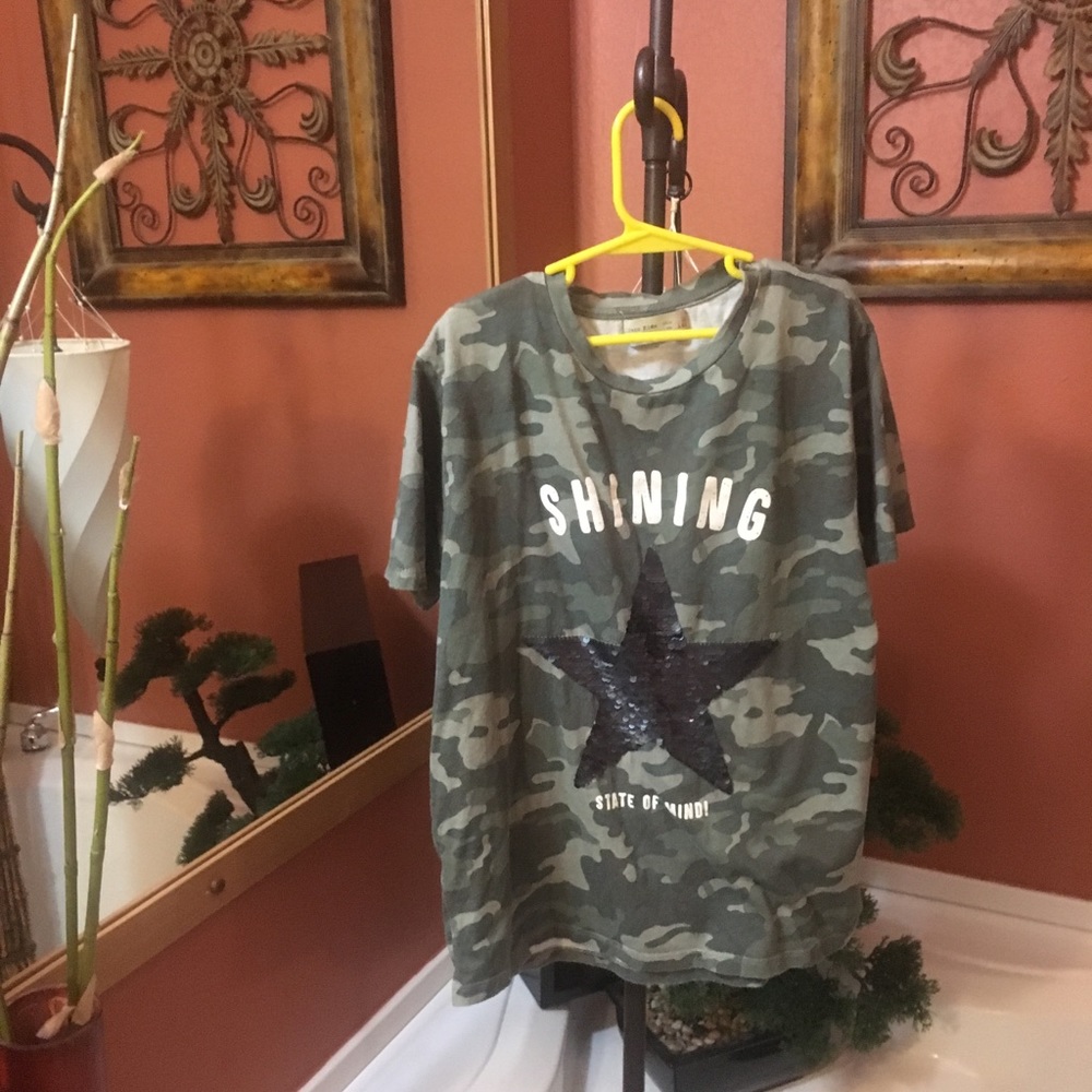 Zara boys shortsleeved camo shirt